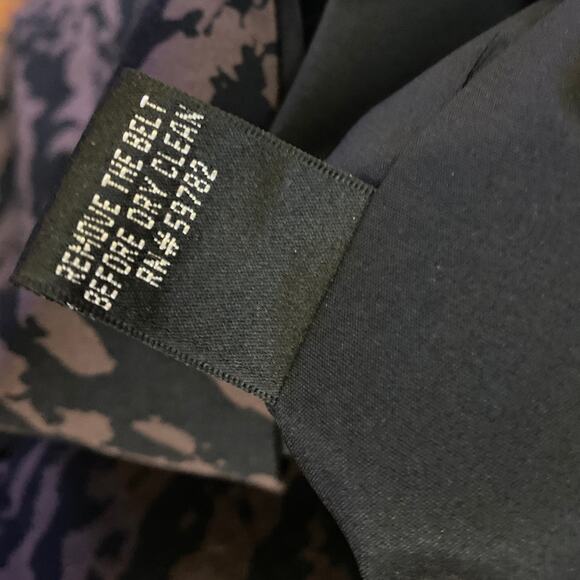 Adrianna Papell M Zebra Animal Print Brown Sleeveless Classic Pleated chest GUC - Picture 12 of 12